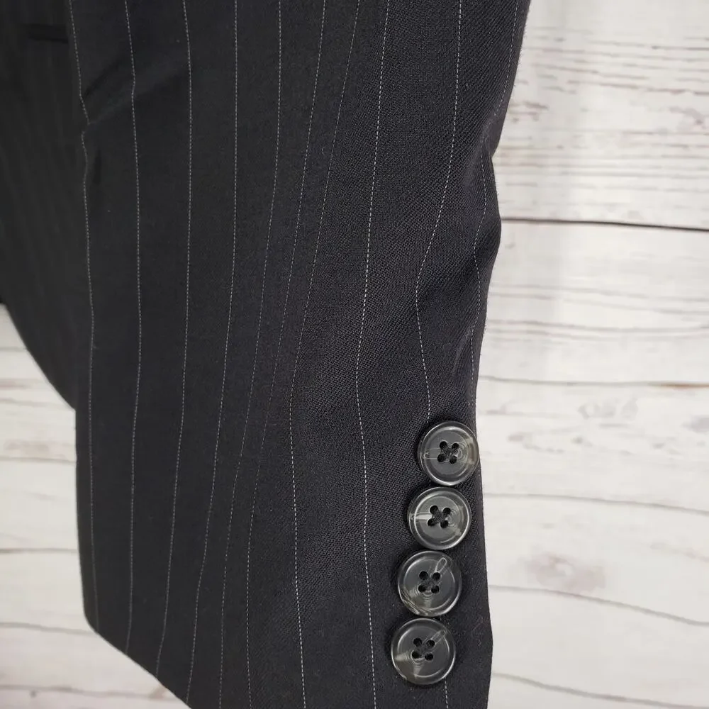 Chaps Men's Black Pinstriped 3 Buttons 100%Wool Sports Blazer Jacket 42S